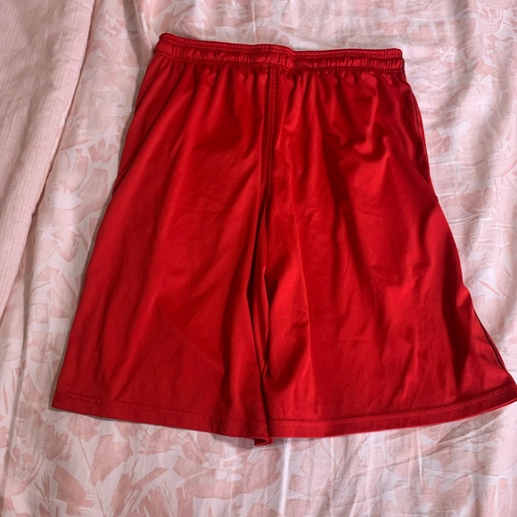Under Armour shorts - Picture 2 of 3